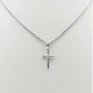 Silver Cross Necklace - dainty jewelry like new 22” chain from Macy’s